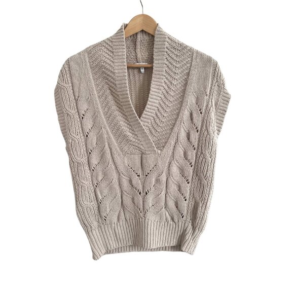 Reiss Cable Knit Sweater Vest in Natural, Size XS - Picture 2 of 10